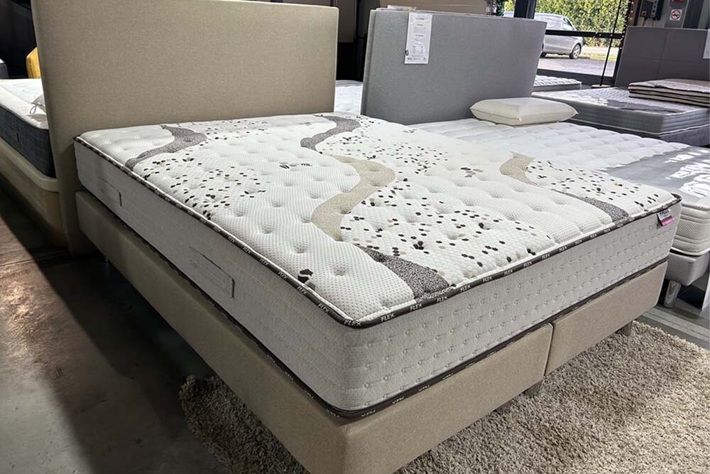 Le matelas PIANA ressorts est composé de ressorts ensachés individuel Poket spring.