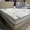 Le matelas PIANA ressorts est composé de ressorts ensachés individuel Poket spring.